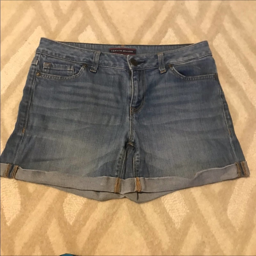 Tommy Hilfiger Medium Wash Cuffed Shorts